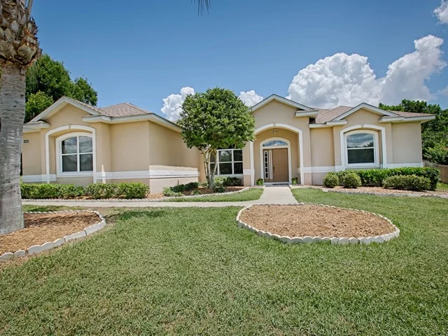 Roof replacement project in Clermont, FL by Pro Specialty Services